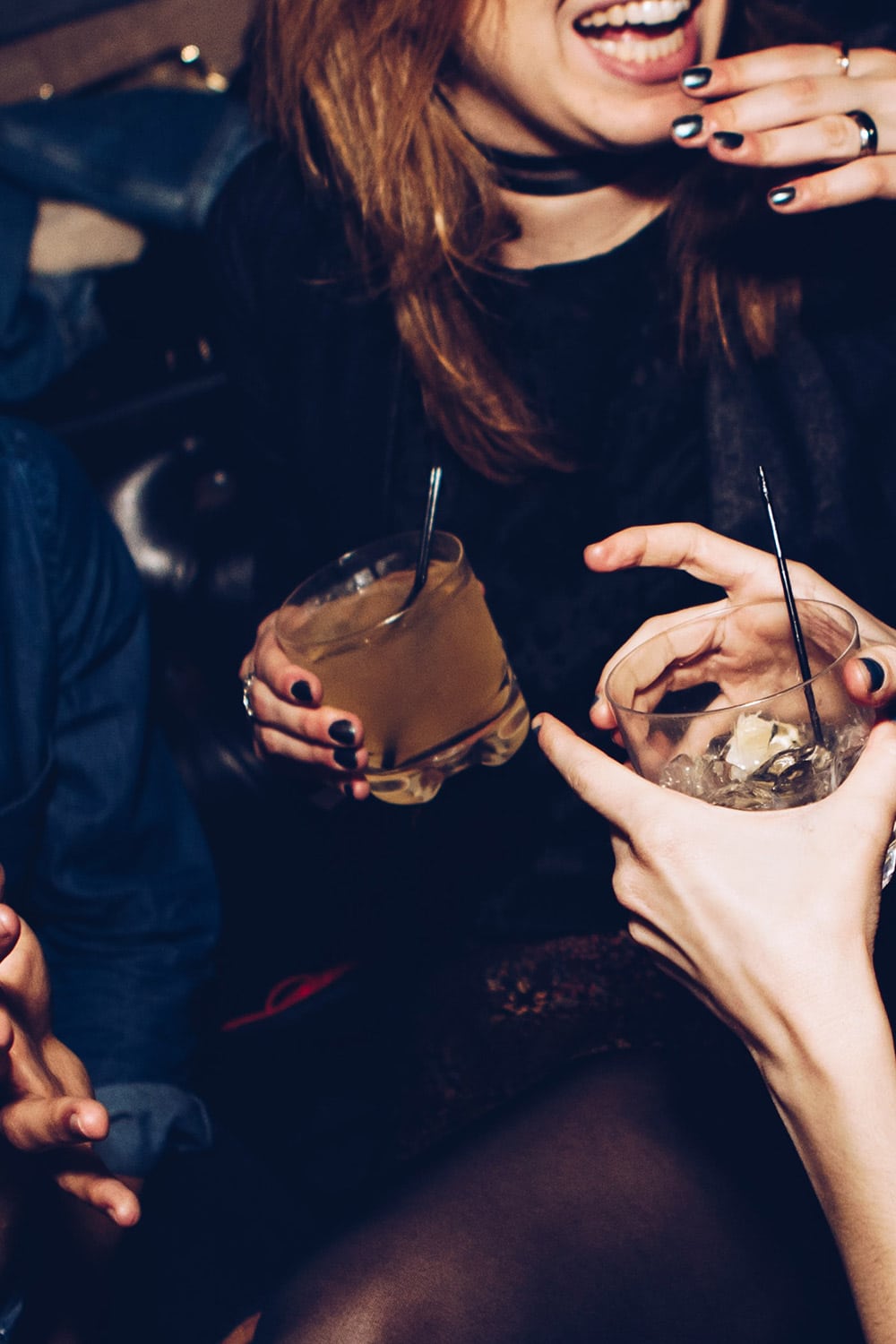 Angesagte Bars und Clubs prägen den Medienhafen und den benachbarten Stadtteil Bilk. Tanze die Nacht durch, triff dich mit Freunden auf einen Cocktail oder mische dich unter die Nachbarschaft.